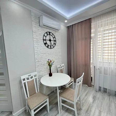 New White And Cozy In Centre, New Buiding Apartment