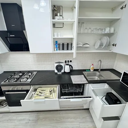New White And Cozy In Centre, New Buiding Apartment Chisinau
