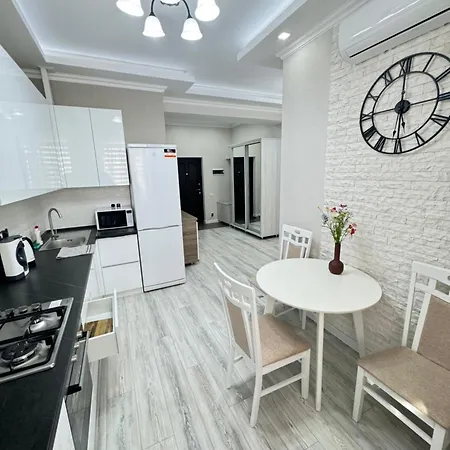 New White And Cozy In Centre, New Buiding Apartment Chisinau